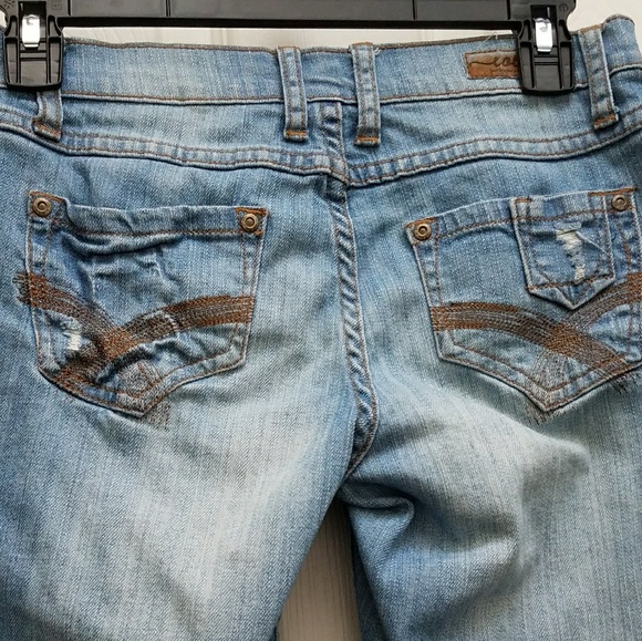 🔔Distressed Jeans👖 - Picture 5 of 6